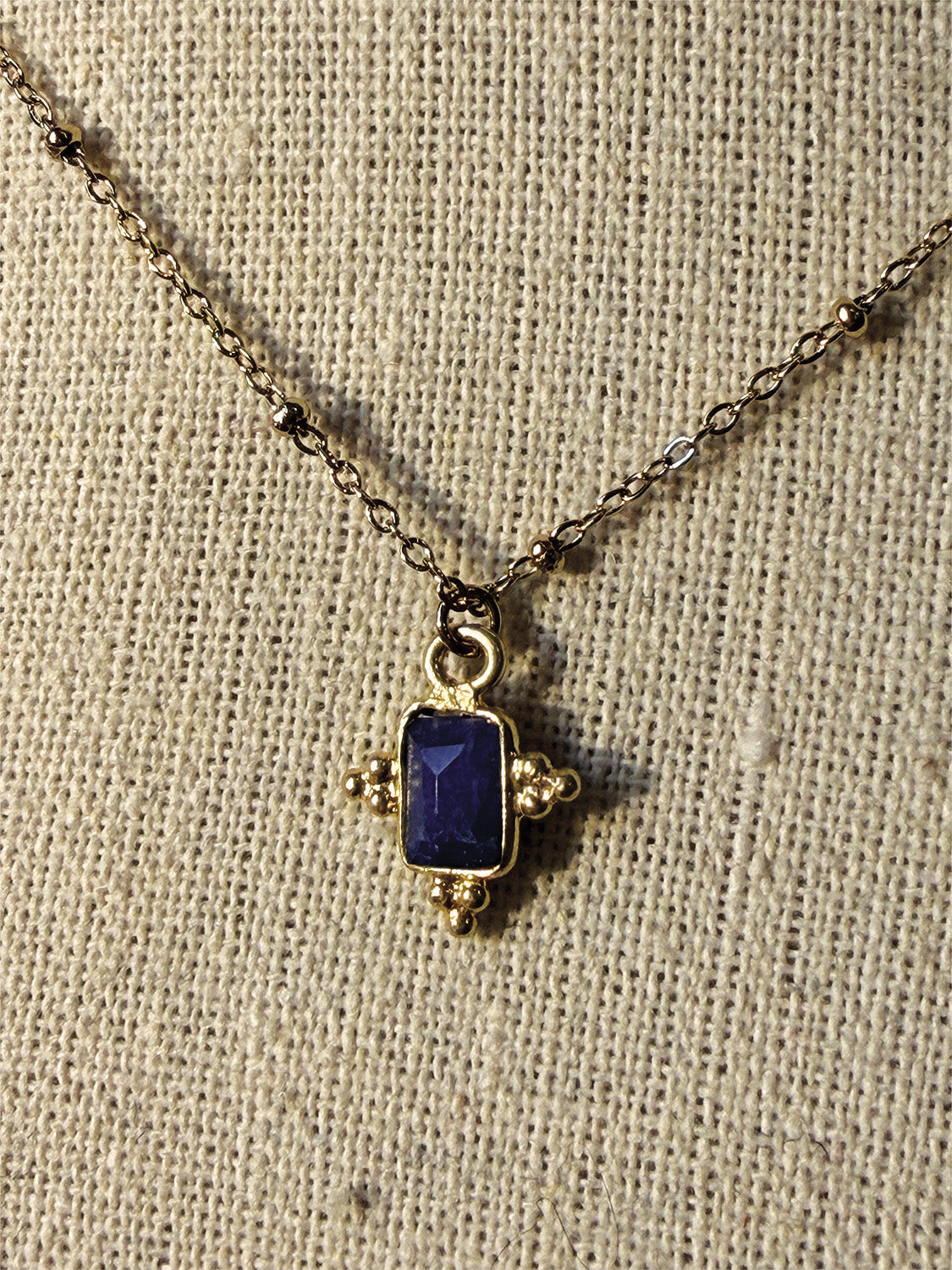 Collana pietra blu