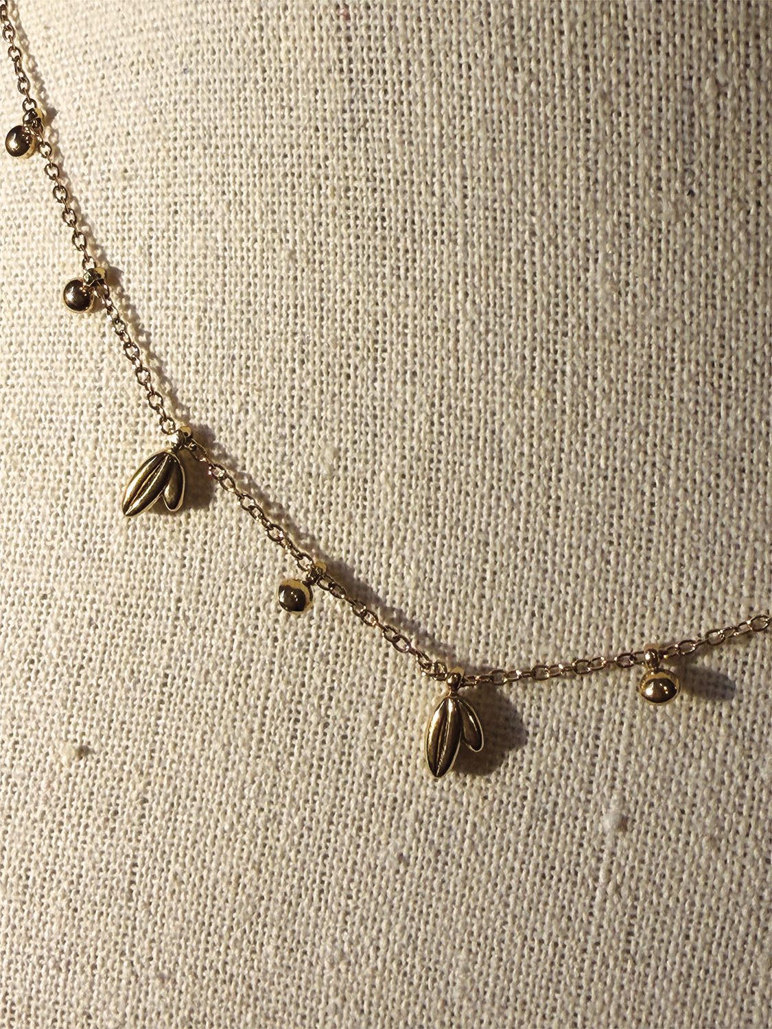 Collana foglie d'oro