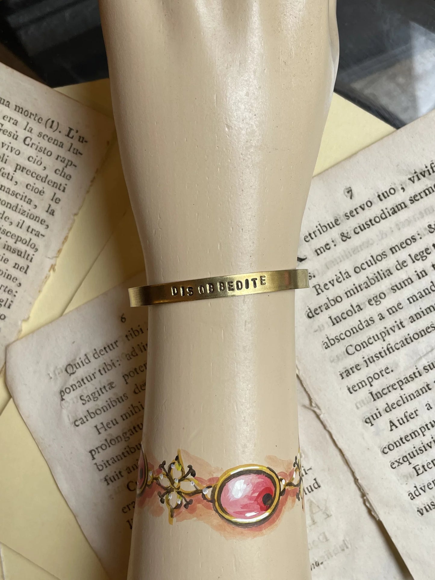 Bracciale inciso