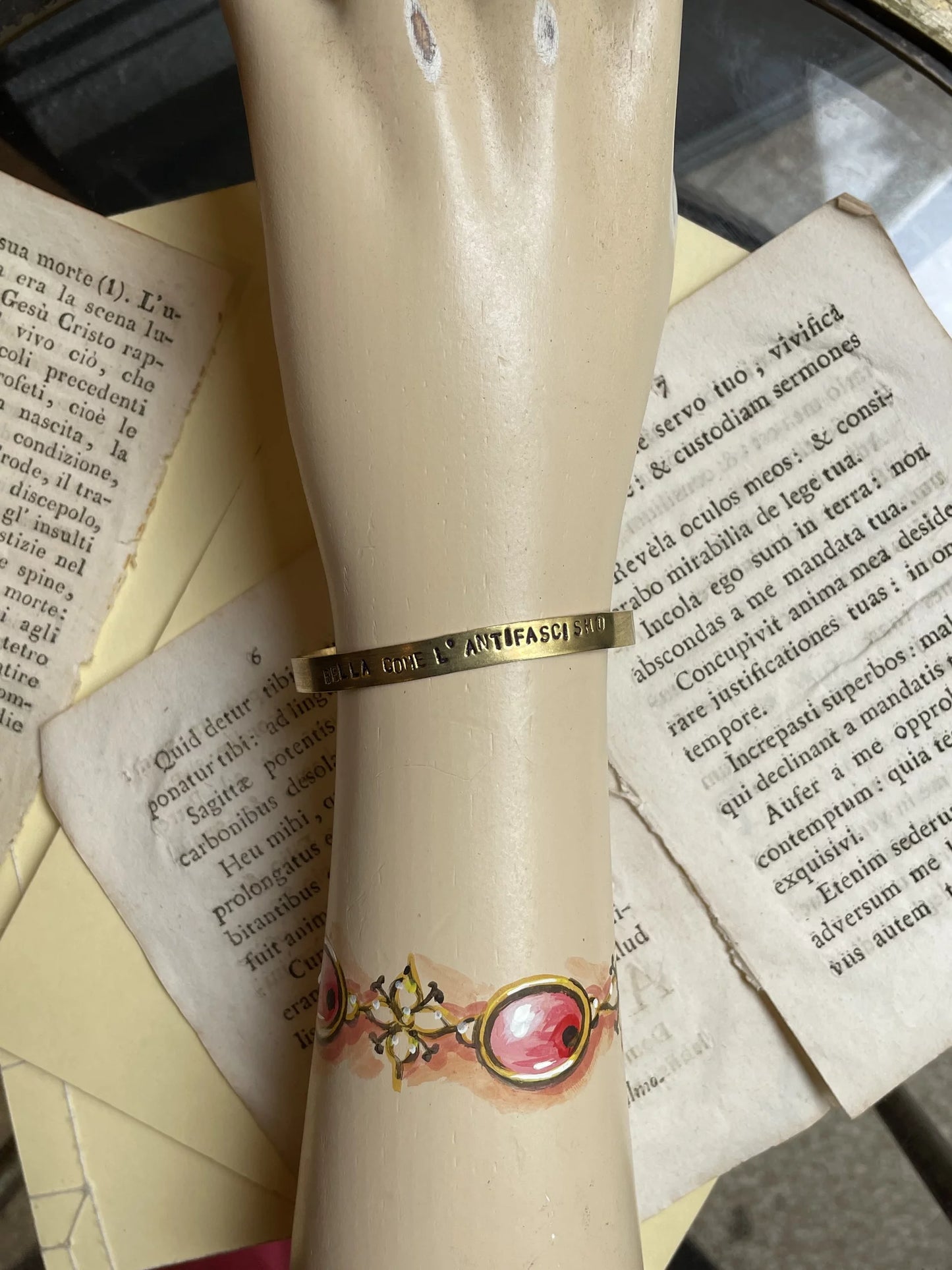 Bracciale inciso