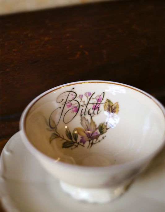 Tazza da The - BITCH