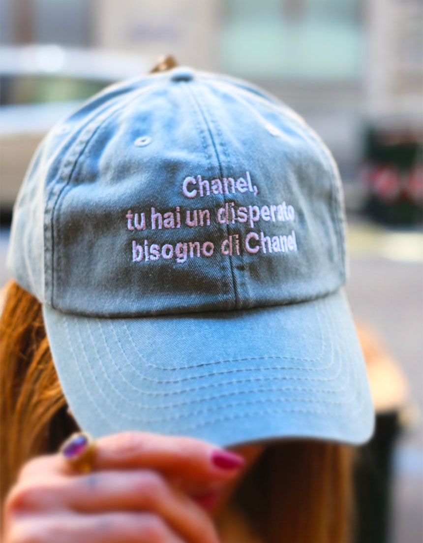 Cappello ricamato