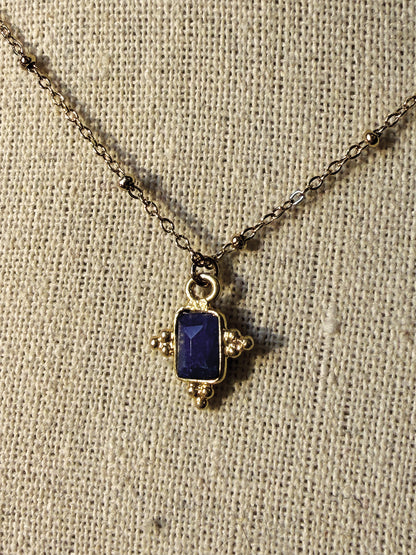 Collana pietra blu