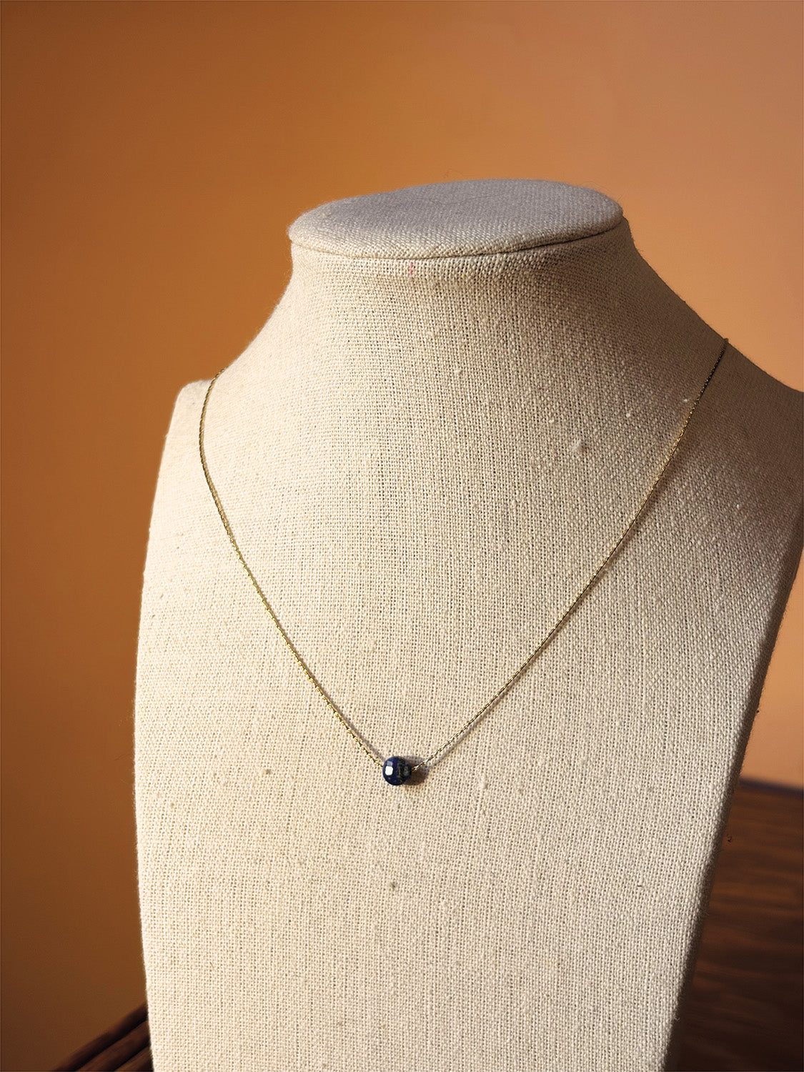 Collana perla blu